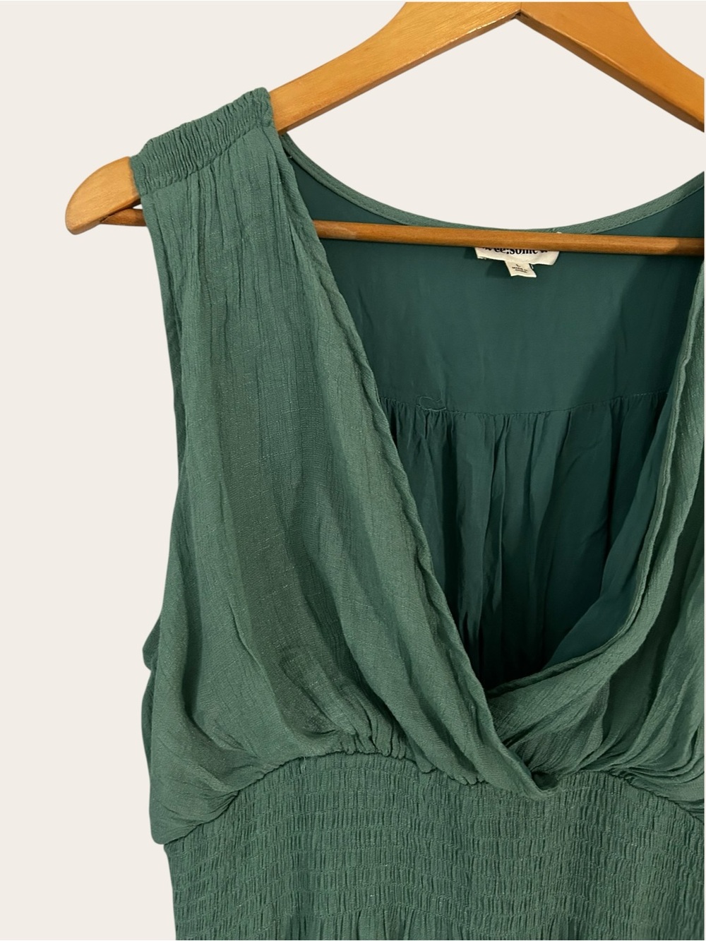 eesome Teal Green V‑Neck High‑Low Ruffle Maxi Dress - Picture 8 of 14